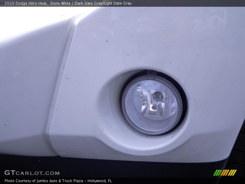 Stone White / Dark Slate Gray/Light Slate Gray 2010 Dodge Nitro Heat