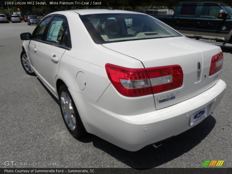 White Platinum Tri-Coat / Sand 2009 Lincoln MKZ Sedan