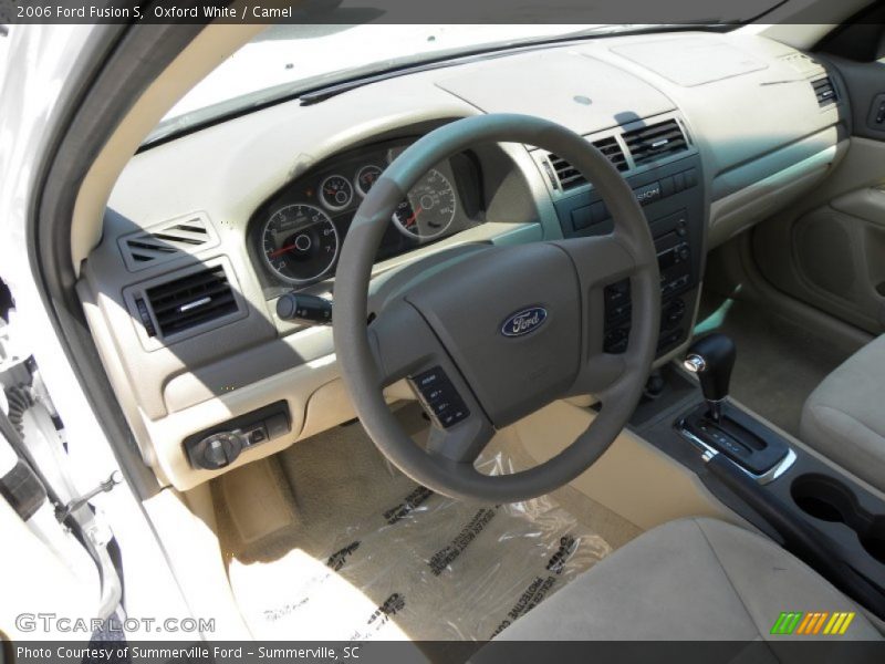 Oxford White / Camel 2006 Ford Fusion S
