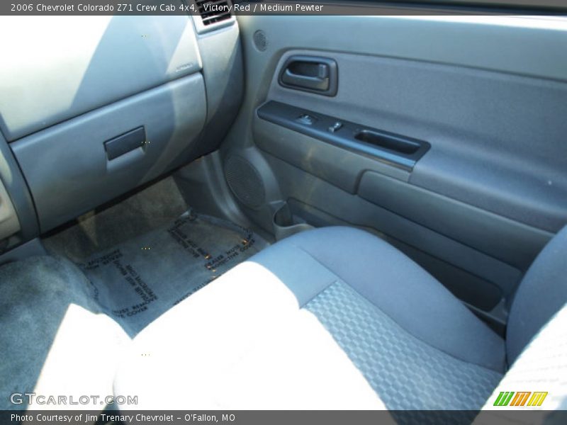 Victory Red / Medium Pewter 2006 Chevrolet Colorado Z71 Crew Cab 4x4