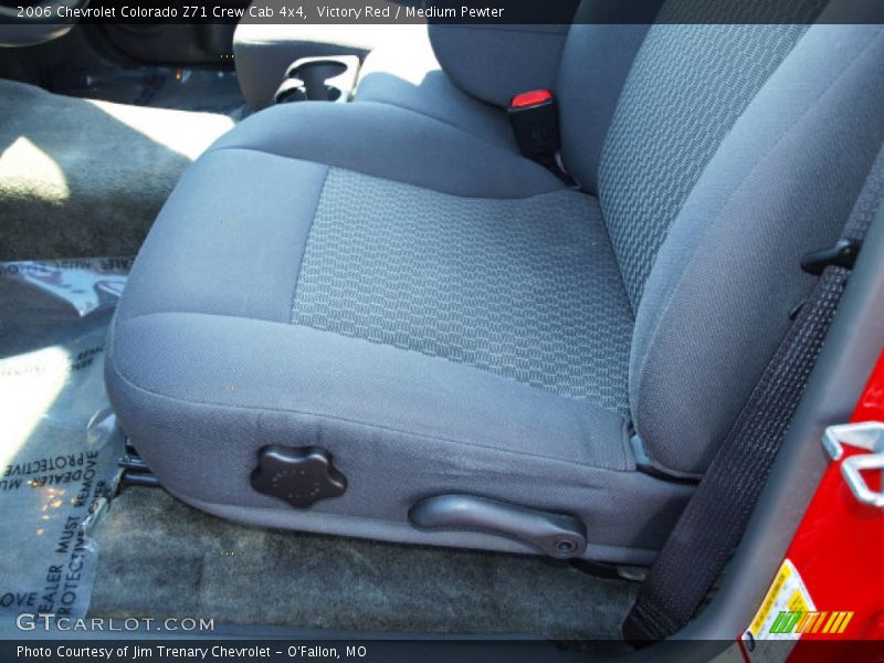 Victory Red / Medium Pewter 2006 Chevrolet Colorado Z71 Crew Cab 4x4