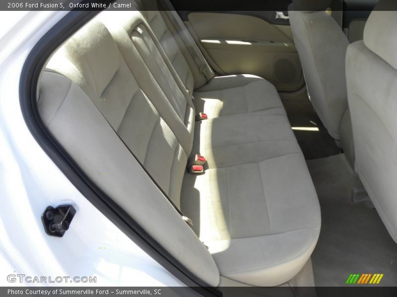 Oxford White / Camel 2006 Ford Fusion S