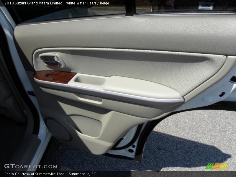White Water Pearl / Beige 2010 Suzuki Grand Vitara Limited