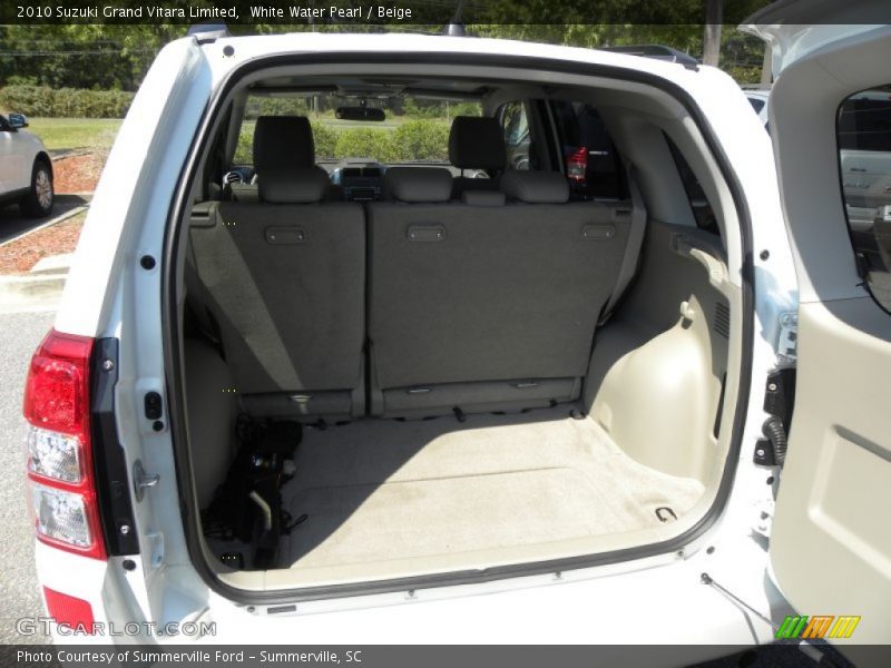 White Water Pearl / Beige 2010 Suzuki Grand Vitara Limited