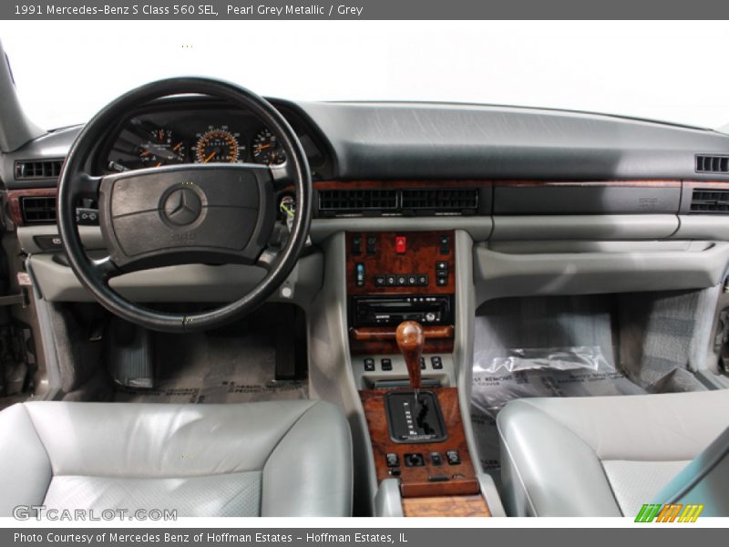 Dashboard of 1991 S Class 560 SEL