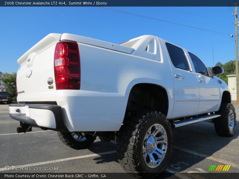 Summit White / Ebony 2008 Chevrolet Avalanche LTZ 4x4
