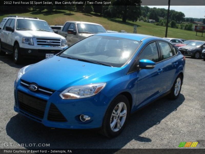 Blue Candy Metallic / Two-Tone Sport 2012 Ford Focus SE Sport Sedan