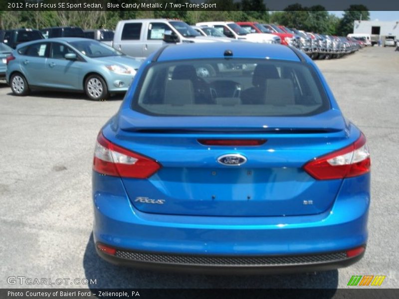 Blue Candy Metallic / Two-Tone Sport 2012 Ford Focus SE Sport Sedan