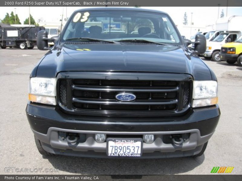 Black / Medium Flint Grey 2003 Ford F250 Super Duty XLT SuperCab