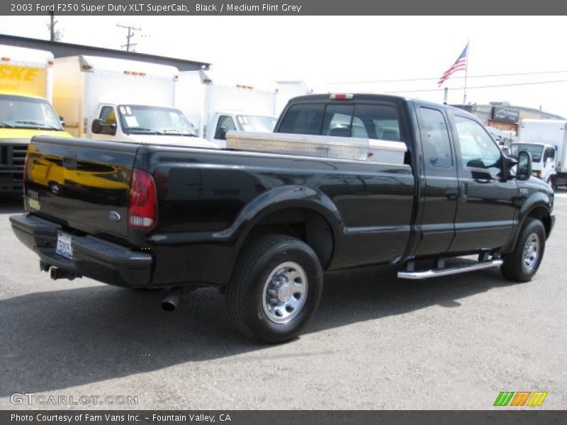 Black / Medium Flint Grey 2003 Ford F250 Super Duty XLT SuperCab