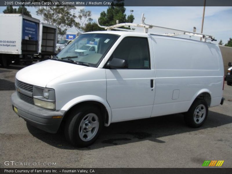 Summit White / Medium Gray 2005 Chevrolet Astro Cargo Van