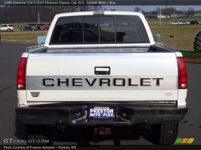 Summit White / Blue 1988 Chevrolet C/K K1500 Silverado Regular Cab 4x4