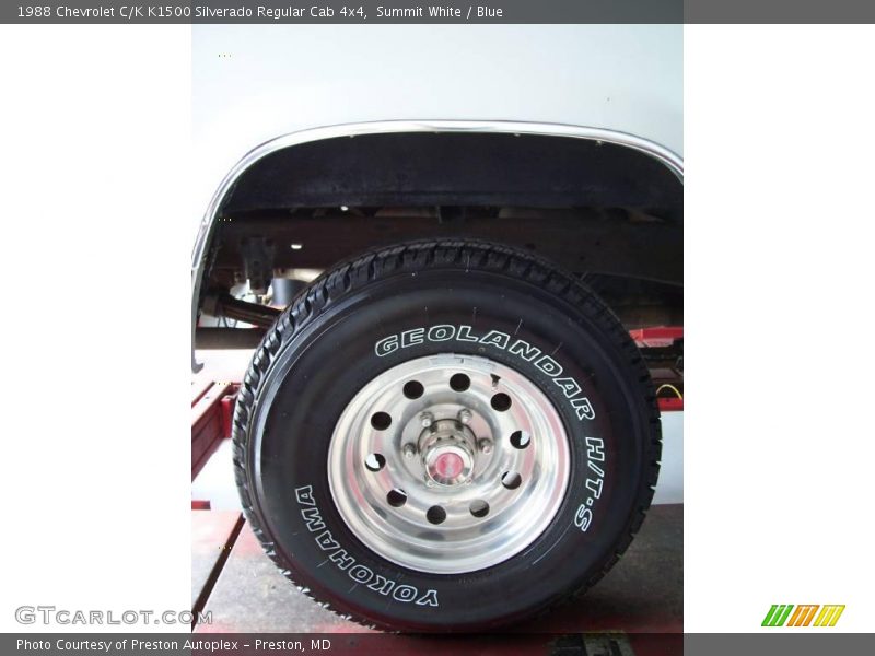 Summit White / Blue 1988 Chevrolet C/K K1500 Silverado Regular Cab 4x4