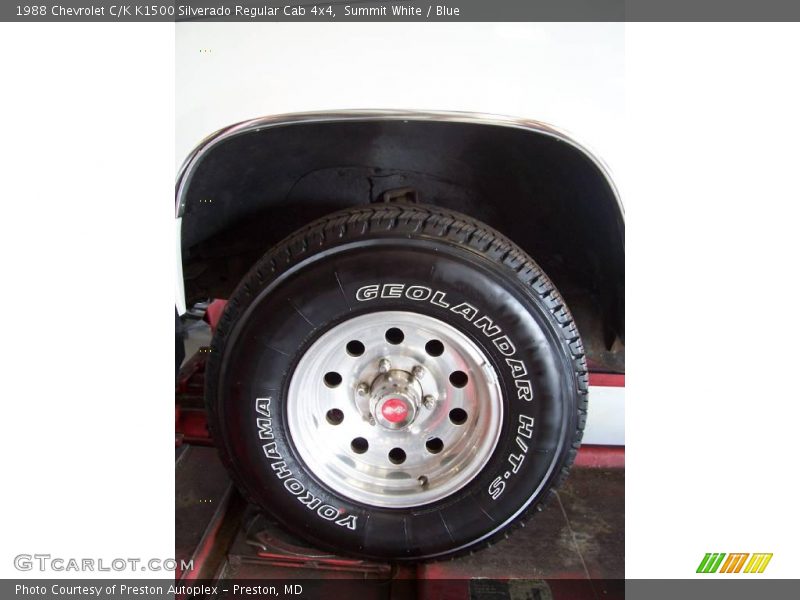 Summit White / Blue 1988 Chevrolet C/K K1500 Silverado Regular Cab 4x4