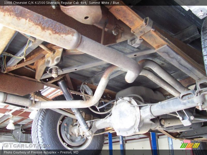 Summit White / Blue 1988 Chevrolet C/K K1500 Silverado Regular Cab 4x4