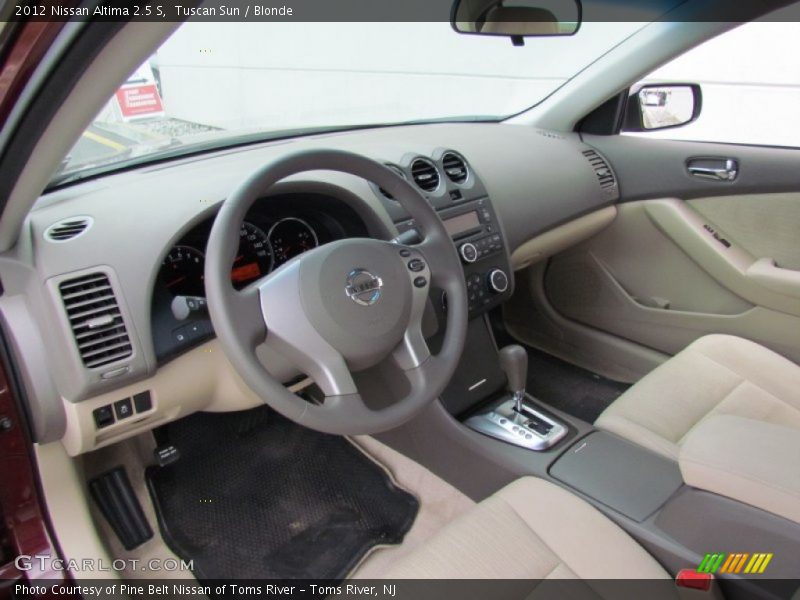 Tuscan Sun / Blonde 2012 Nissan Altima 2.5 S