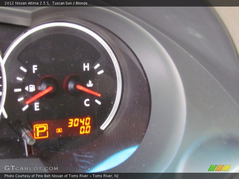 Tuscan Sun / Blonde 2012 Nissan Altima 2.5 S