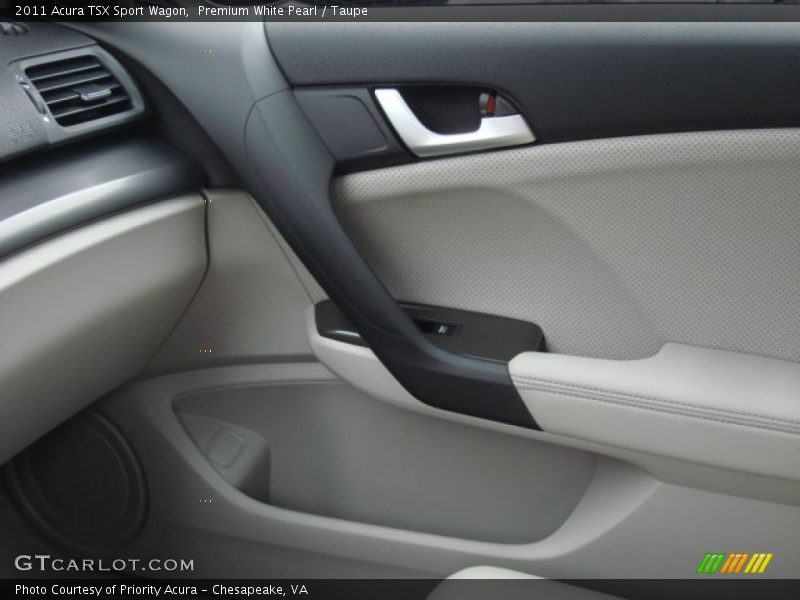 Premium White Pearl / Taupe 2011 Acura TSX Sport Wagon