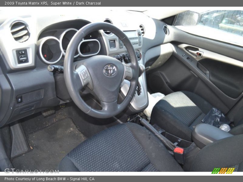 Super White / Dark Charcoal 2009 Toyota Matrix XRS