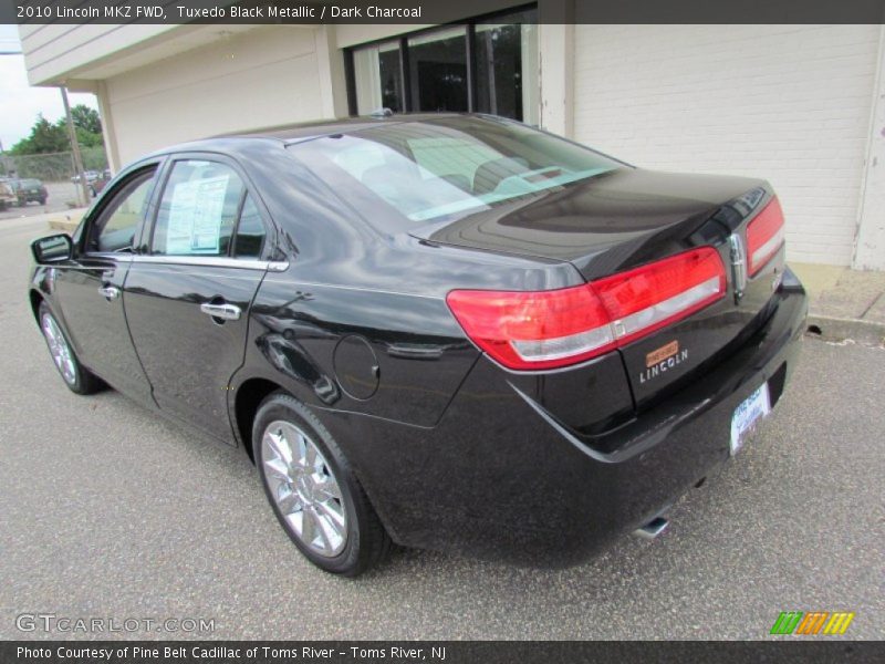 Tuxedo Black Metallic / Dark Charcoal 2010 Lincoln MKZ FWD