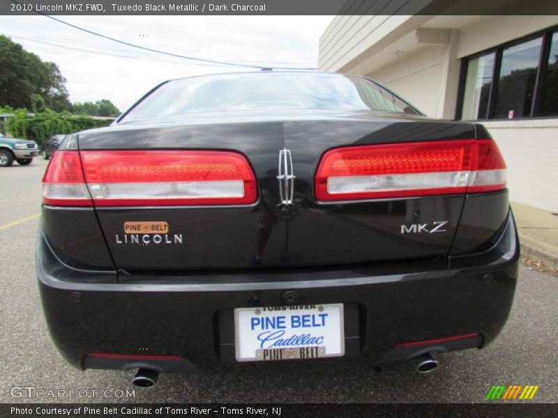 Tuxedo Black Metallic / Dark Charcoal 2010 Lincoln MKZ FWD