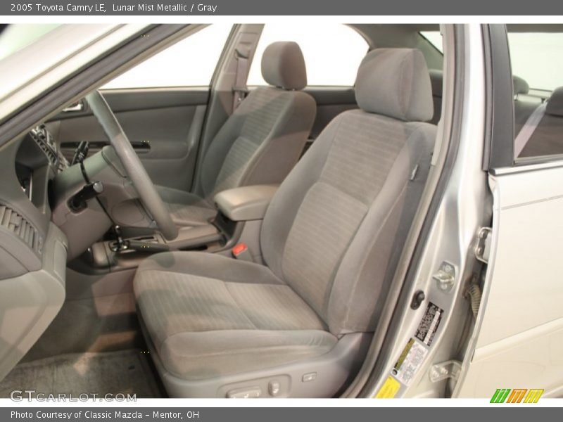 Lunar Mist Metallic / Gray 2005 Toyota Camry LE