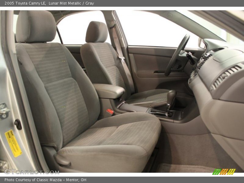 Lunar Mist Metallic / Gray 2005 Toyota Camry LE