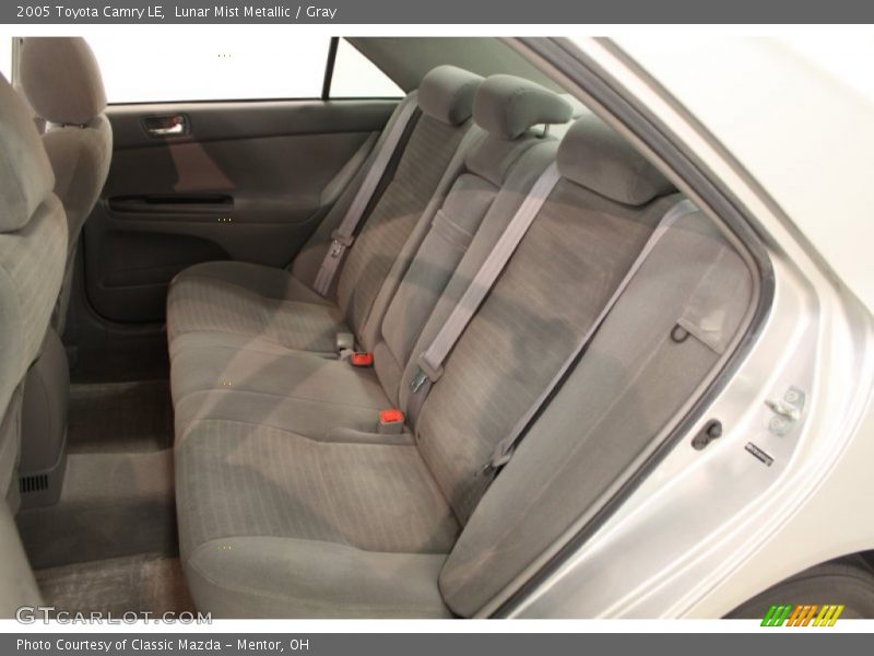 Lunar Mist Metallic / Gray 2005 Toyota Camry LE