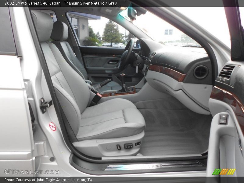  2002 5 Series 540i Sedan Grey Interior