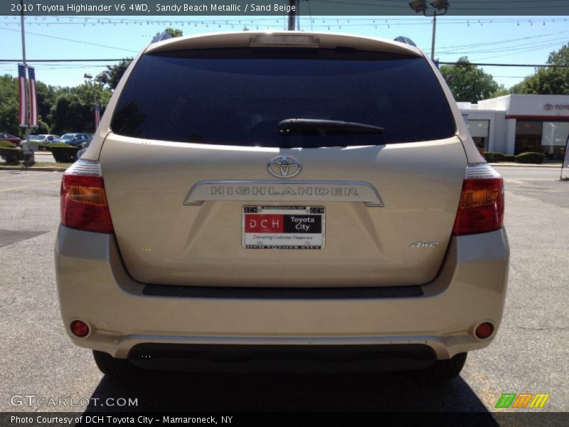 Sandy Beach Metallic / Sand Beige 2010 Toyota Highlander V6 4WD