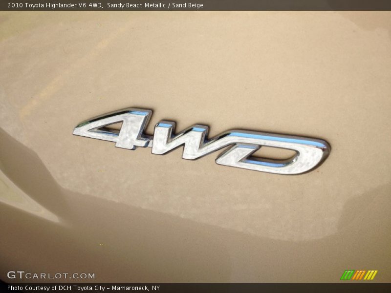 Sandy Beach Metallic / Sand Beige 2010 Toyota Highlander V6 4WD