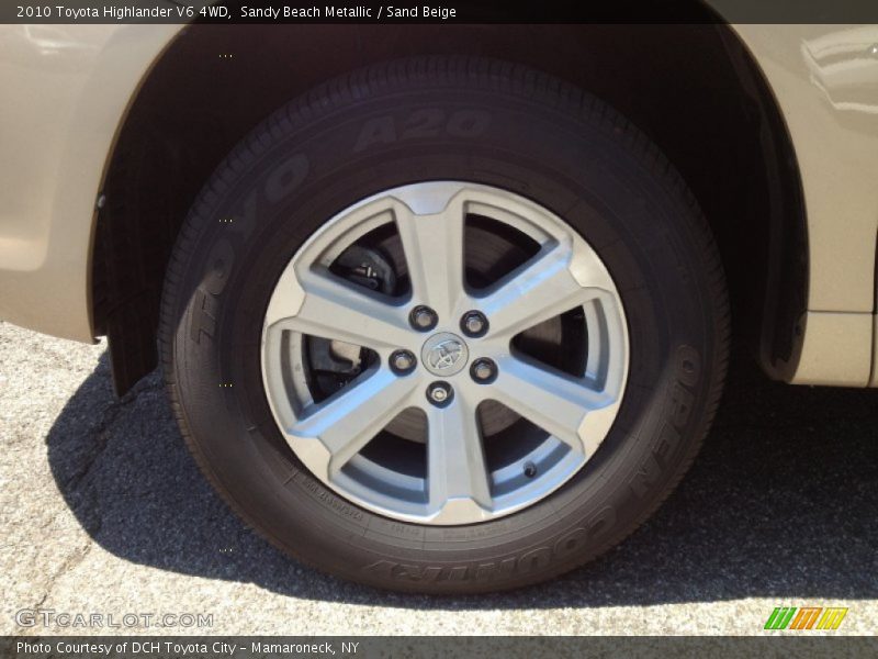 Sandy Beach Metallic / Sand Beige 2010 Toyota Highlander V6 4WD