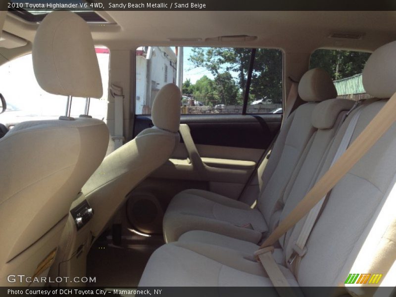 Sandy Beach Metallic / Sand Beige 2010 Toyota Highlander V6 4WD