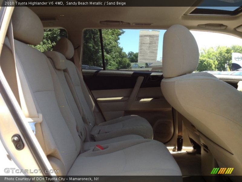 Sandy Beach Metallic / Sand Beige 2010 Toyota Highlander V6 4WD