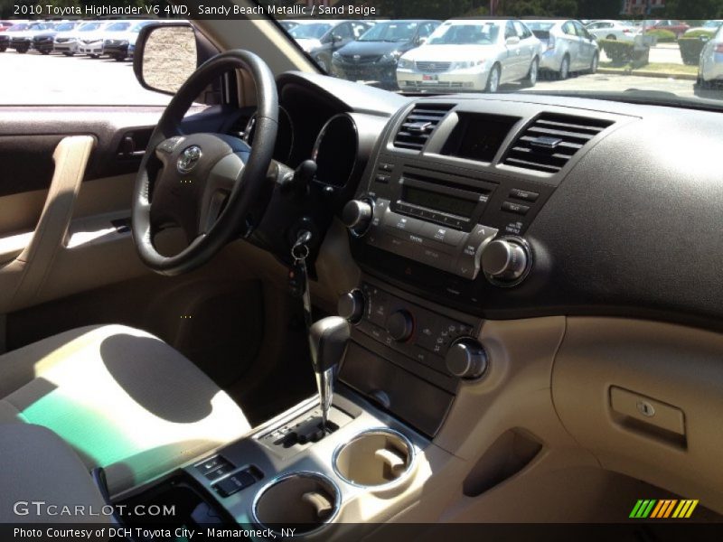 Sandy Beach Metallic / Sand Beige 2010 Toyota Highlander V6 4WD