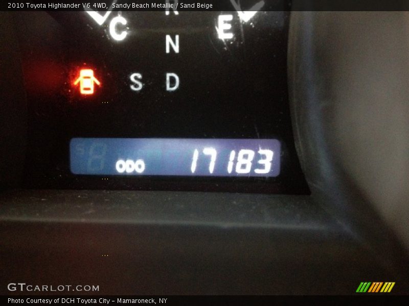 Sandy Beach Metallic / Sand Beige 2010 Toyota Highlander V6 4WD