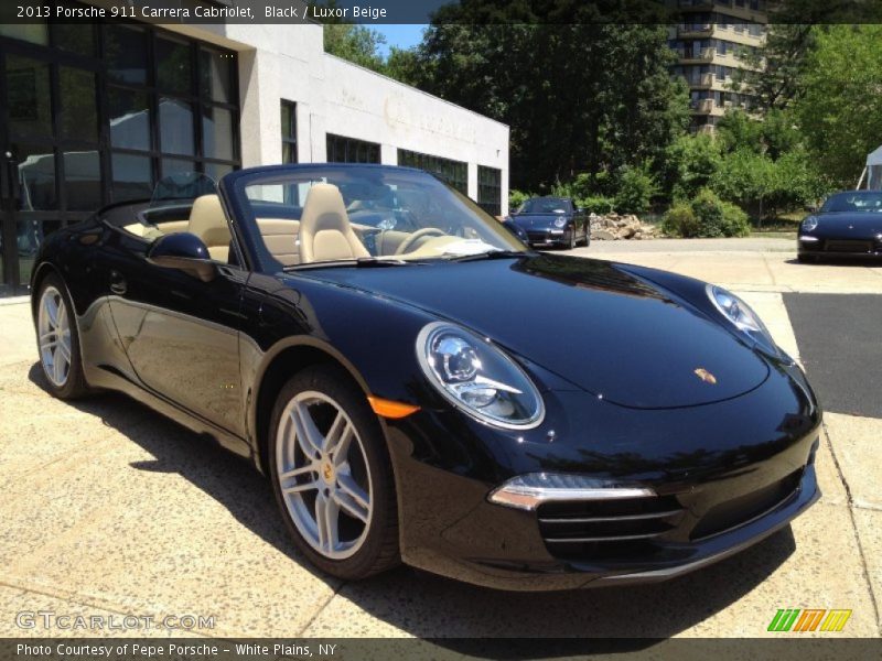 Front 3/4 View of 2013 911 Carrera Cabriolet