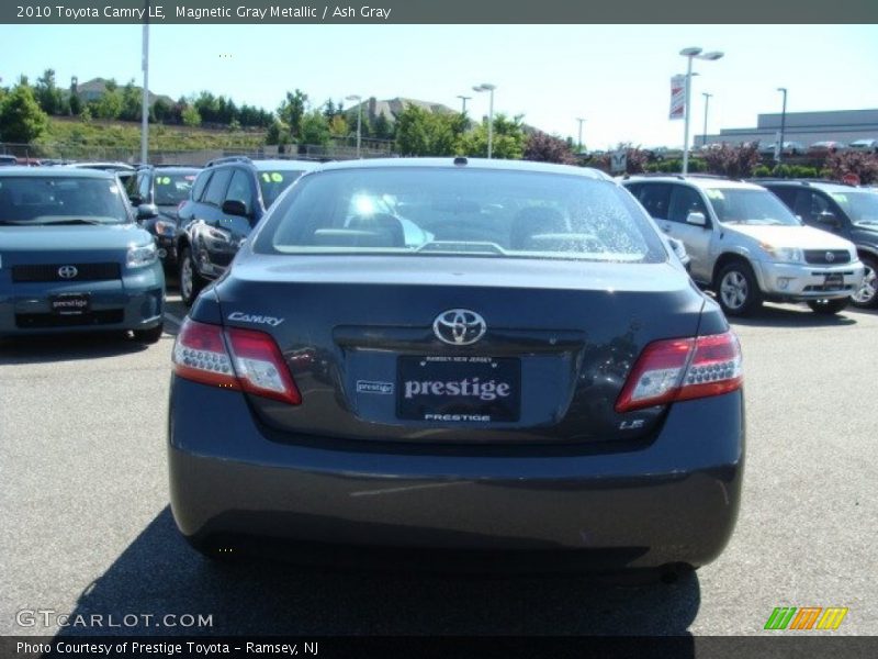 Magnetic Gray Metallic / Ash Gray 2010 Toyota Camry LE