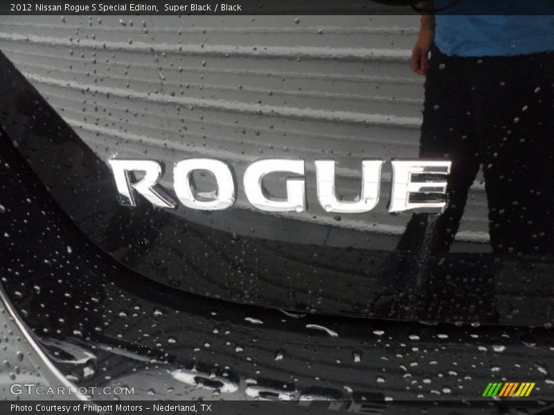 Super Black / Black 2012 Nissan Rogue S Special Edition