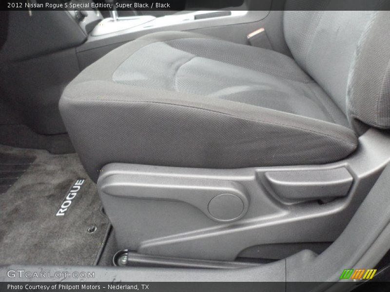 Super Black / Black 2012 Nissan Rogue S Special Edition
