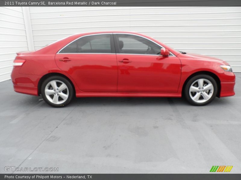 Barcelona Red Metallic / Dark Charcoal 2011 Toyota Camry SE