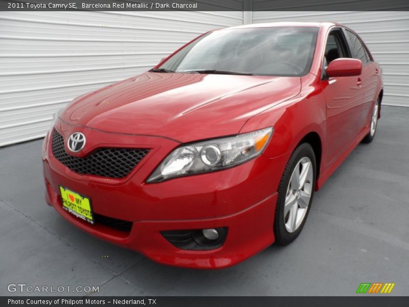 Barcelona Red Metallic / Dark Charcoal 2011 Toyota Camry SE