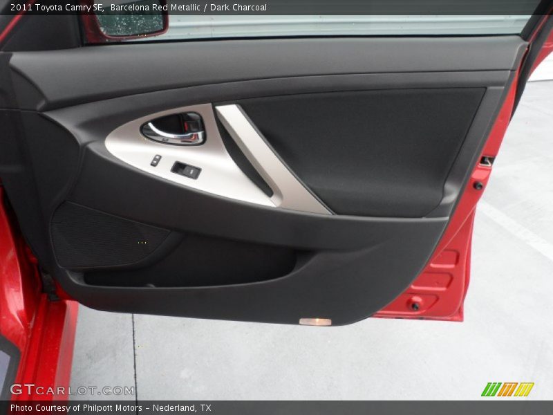Barcelona Red Metallic / Dark Charcoal 2011 Toyota Camry SE