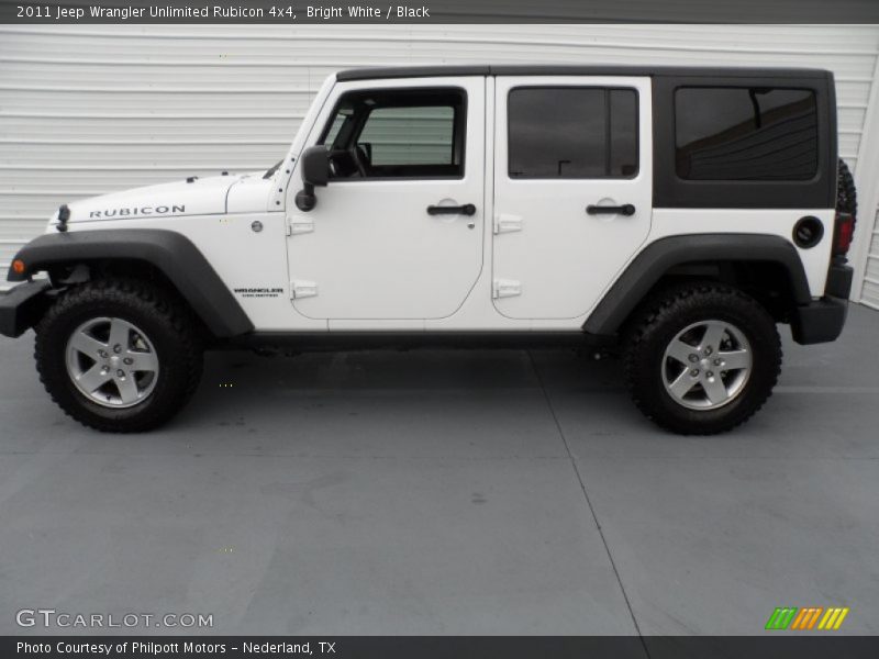 Bright White / Black 2011 Jeep Wrangler Unlimited Rubicon 4x4