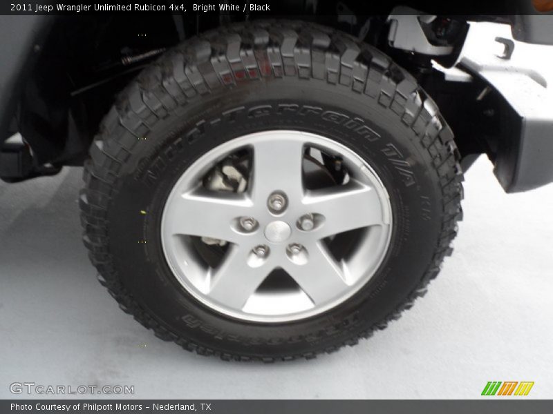 Bright White / Black 2011 Jeep Wrangler Unlimited Rubicon 4x4