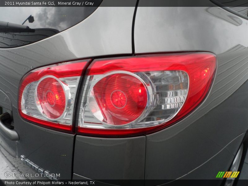 Mineral Gray / Gray 2011 Hyundai Santa Fe GLS