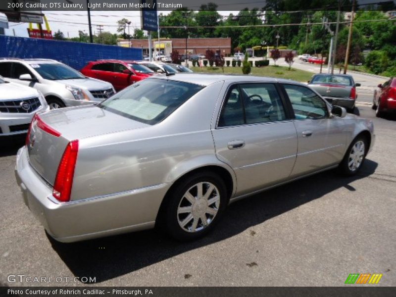 Light Platinum Metallic / Titanium 2006 Cadillac DTS Luxury