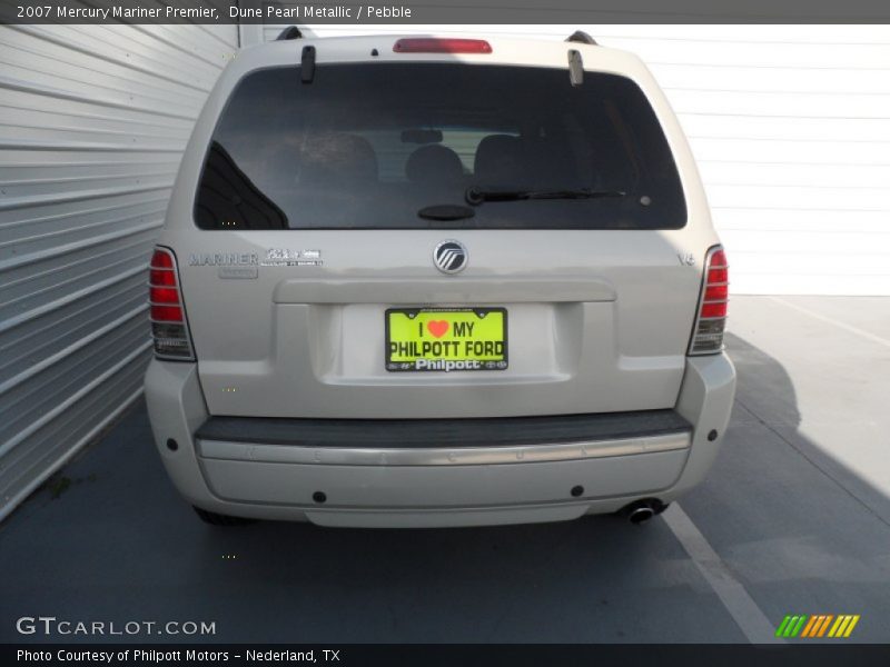 Dune Pearl Metallic / Pebble 2007 Mercury Mariner Premier