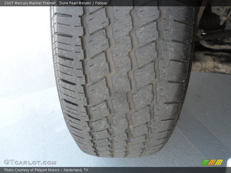 Dune Pearl Metallic / Pebble 2007 Mercury Mariner Premier