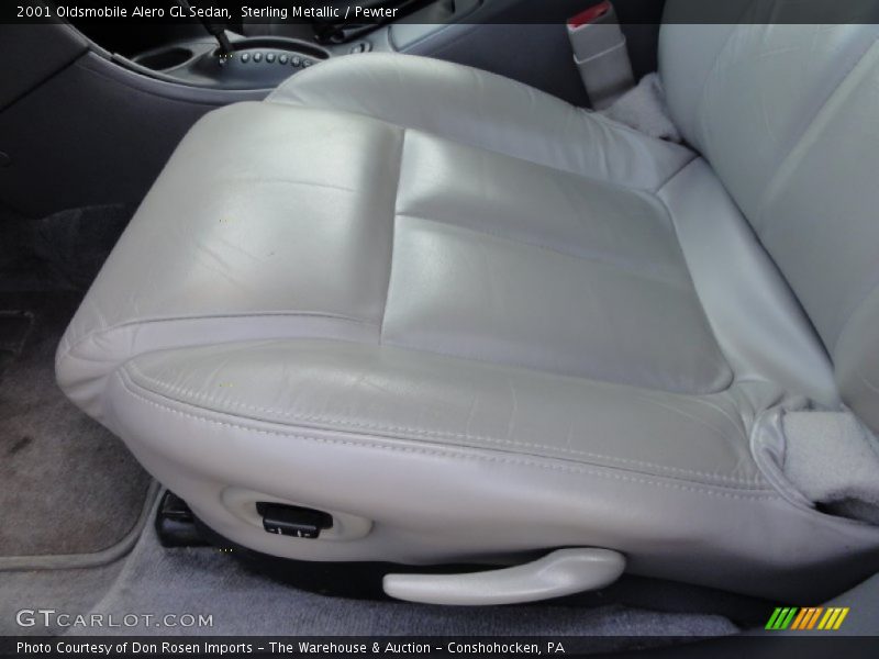 Sterling Metallic / Pewter 2001 Oldsmobile Alero GL Sedan